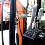 Tuff-Lift Mini Excavator Digger - EPA Certified 1.15 Ton - Briggs & Stratton Engine - NM-E10 WITH CABIN